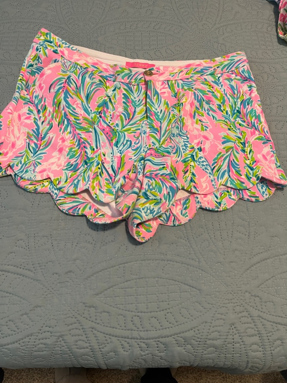 Lilly Pulitzer Pink Scalloped High-Waist Tropical Print Shorts